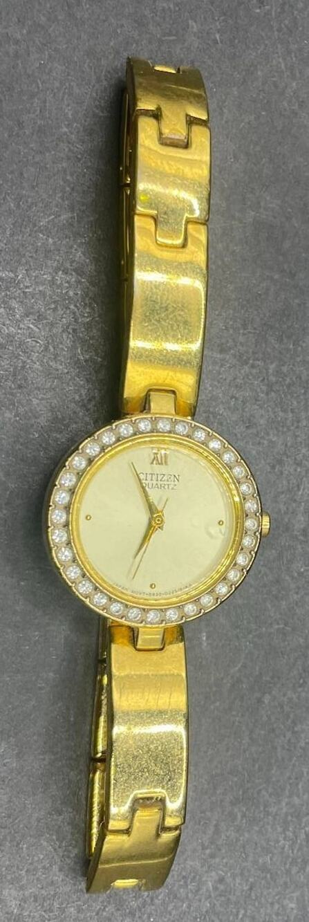 Citizen Quartz Women's Watch Gold Tone Rhinestone Crystal Bezel Link Bracelet